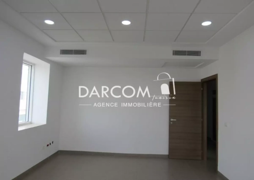 bureau hall+5 152,7 m² route marsa