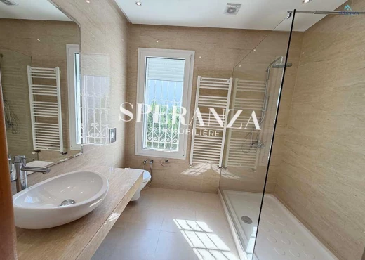 villa À Louer à NABEUL - Location Villa Christian S+4 - Immobiliere.tn - Photo 4