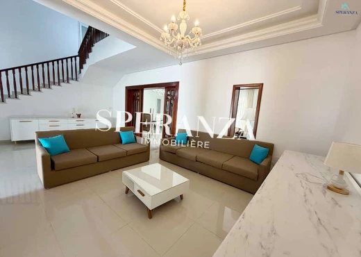 villa À Louer à NABEUL - Location Villa Christian S+4 - Immobiliere.tn - Photo 3