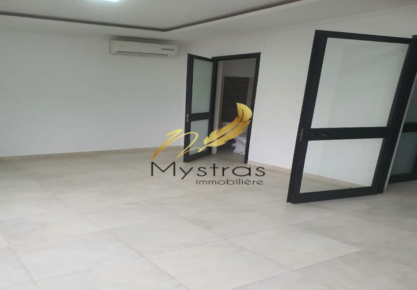 A louer un local bureautique H +3 à borj louzir