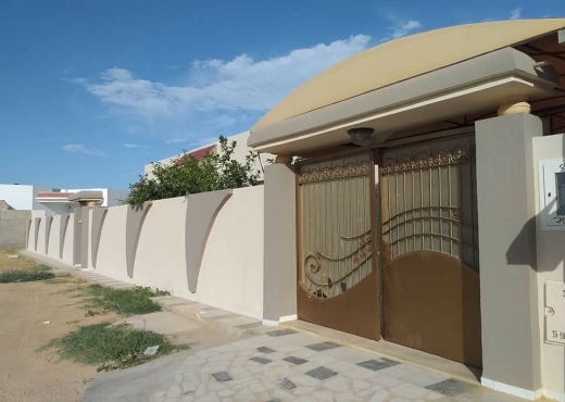 A Vendre Villa S+5 Rte Saltania