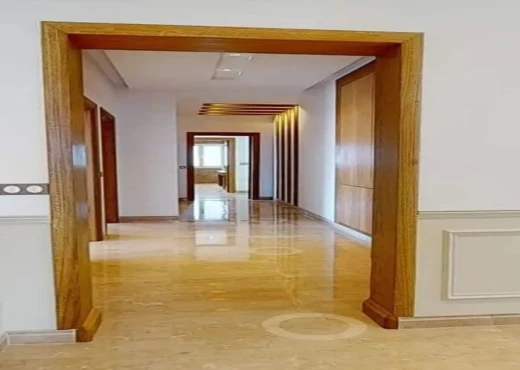 Appartement À Vendre à SOUSSE - A vendre une Villa Prestigieuse - Immobiliere.tn