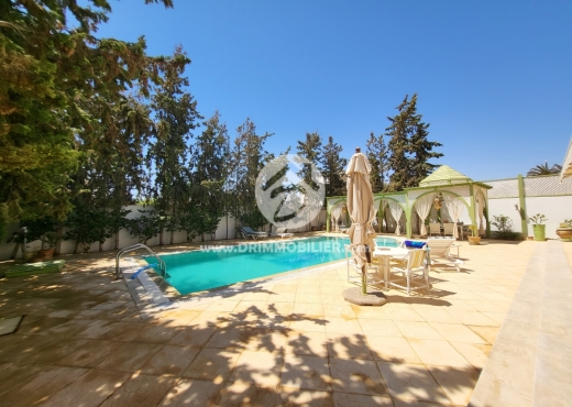 A Vendre Villa avec piscine à Zarzis