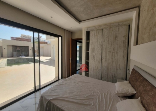 VILLA MEUBLÉE EN ZONE TOURISTIQUE