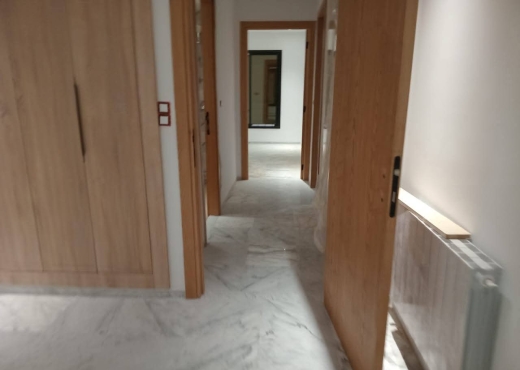GHAZELA : APPARTEMENT S+3  A VENDR