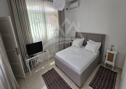 Location Estivale Villa + Bangalow