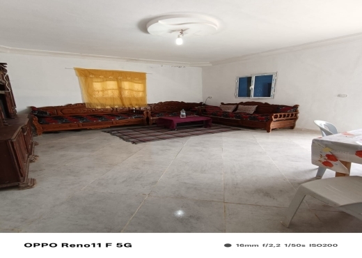 A vendre, une maison indépendante près de la plage
