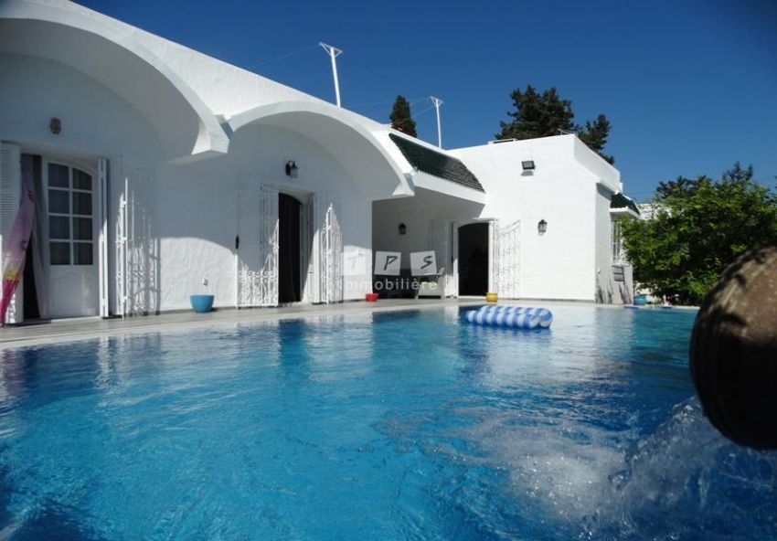 BONNE AFFAIRE BELLE VILLA AVEC PISCINE A VENDRE