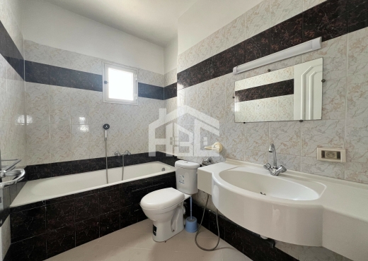 A vendre S+4 146 m² Berges du lac