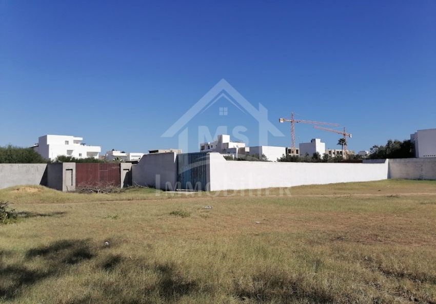 Terrain de 555 m² à vendre à Hammamet Sud à 555 MD 51355351