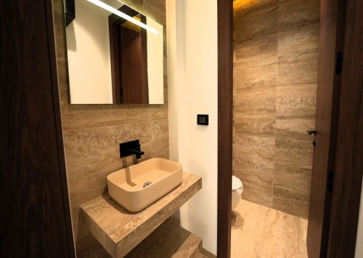 Villa S+3 avec Piscine Chotrana