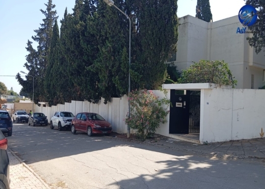 🏡 Maison avec grand jardin à vendre