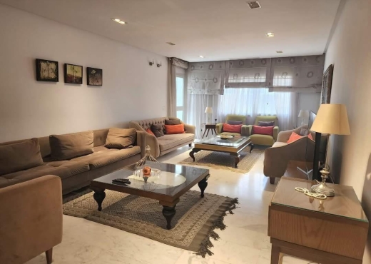📍ENNASER 2 : APPARTEMENT S+3 HAUT