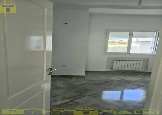 villa À Vendre à NABEUL - 🏡 À VENDRE – Villa S+5 avec studio | AFH Mrezga - Immobiliere.tn - Photo 16