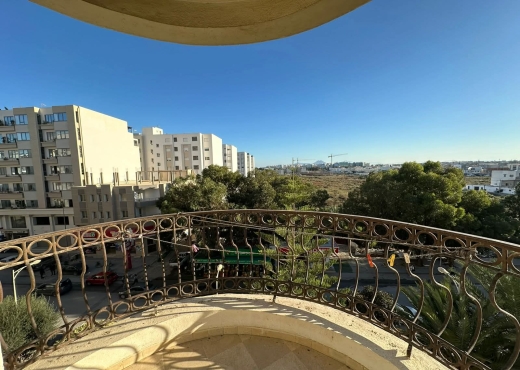 A Vendre Appart S+3 La Soukra