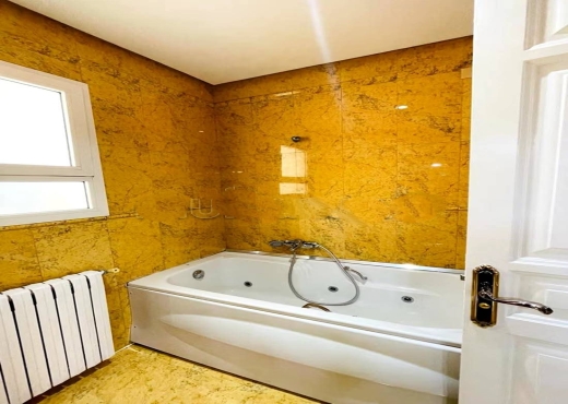 A Vendre Duplex Cité Ennasr