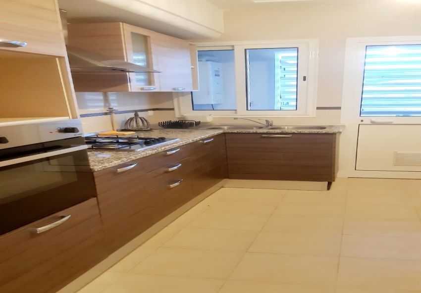 Appartement À Louer à ARIANA - S1 meublé Ennasr2 par nuitée - Immobiliere.tn