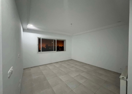 RIADH EL ANDALOUS : APPARTEMENT S+2 À LOUER