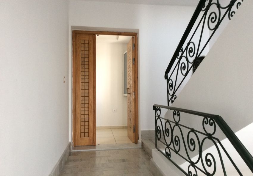 Villa Haut standing à Kelibia secteur (Ain Grenz), construction 2018, quatre étages séparés