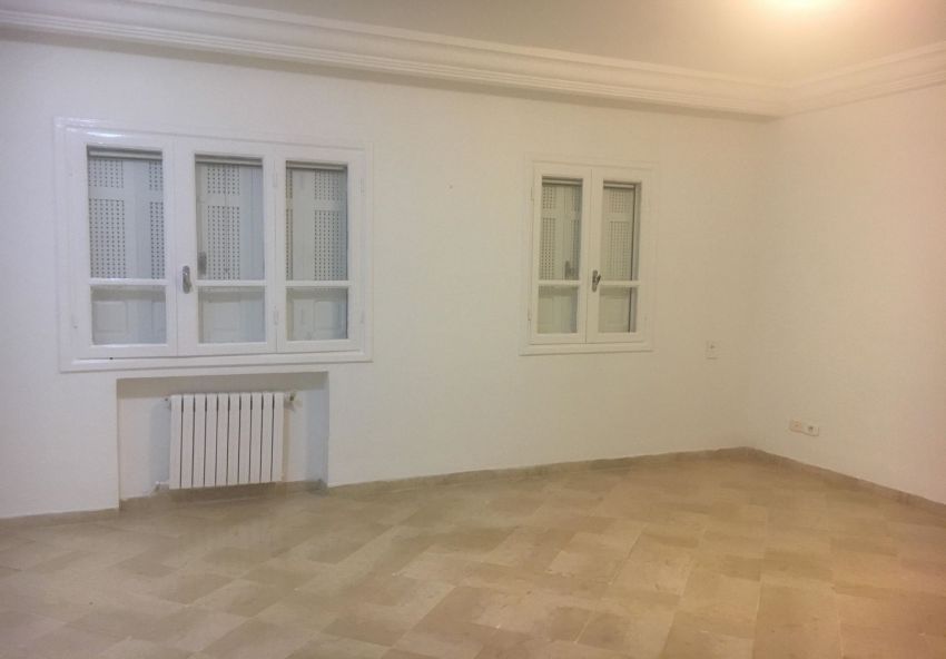 Appartement de 2 chambres à cité dar Gammarth