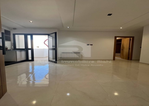 À Vendre S+1 à Sahloul 1