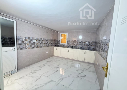 Étage de villa À Louer à BEN AROUS - étage de villa a louer - Immobiliere.tn