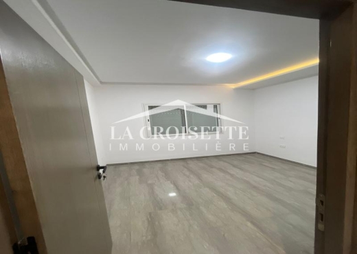 s1 à La Soukra MRCL0319