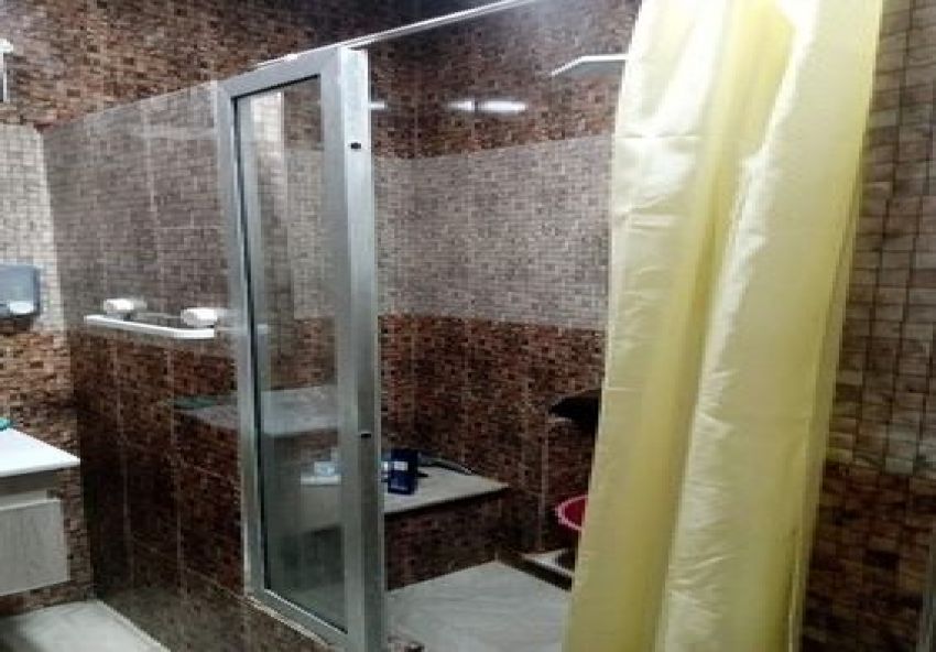Vente un Duplex sur la route principale de JAAFER ARIANA