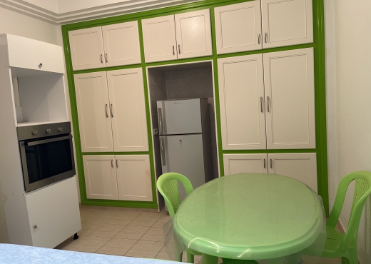 A vendre appartement (s+3) a kelibia