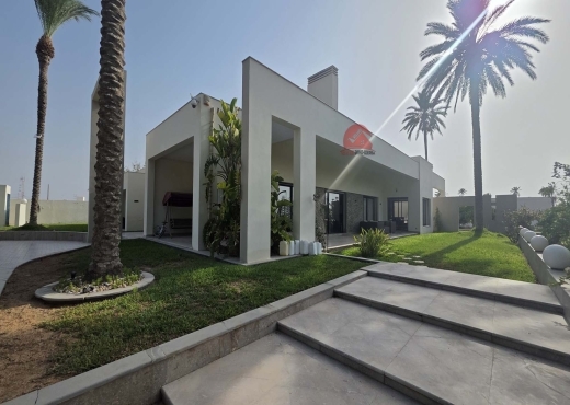 Villa haut de gamme à vendre à Dje