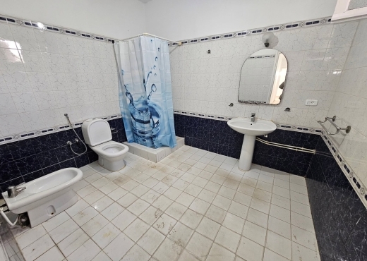 📍 CITE EZZOUHOUR 4 - ETAGE DE VILLA  À VENDRE