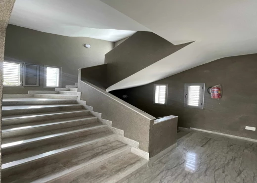 bureau À Louer à TUNIS - plateau en 350m² à Alain savary - Immobiliere.tn - Photo 4