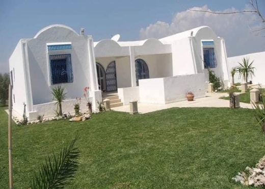 charmante villa a plage kerkouane