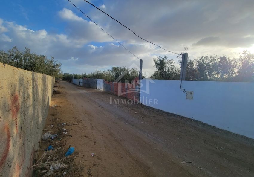 Terrain de 1800 m² à vendre à Hammamet Sud 51355351