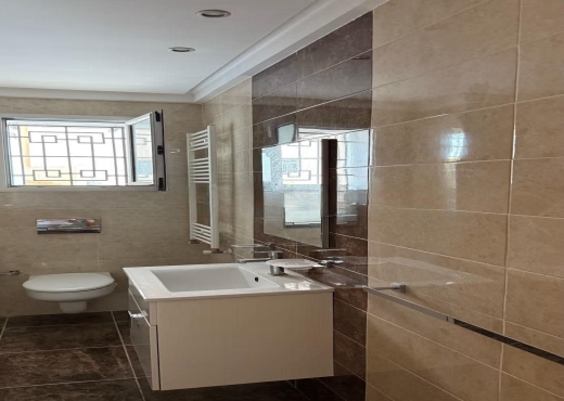 ENNASR 1  : APPARTEMENT S+2 A LOUE