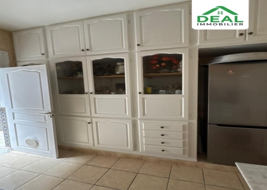 À VENDRE :  Maison S+3 et un étage inachevée