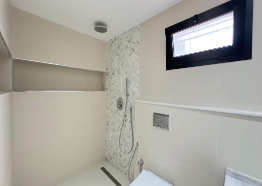 etage de villa S+1 vide à Nabeul