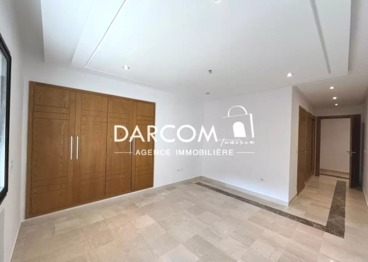 s+3 HS de 197,65 m² J.de Carthage