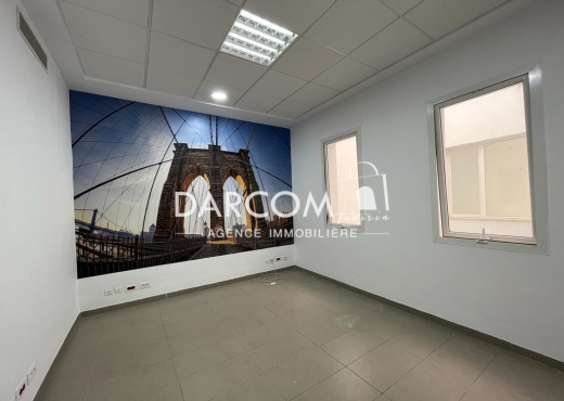 bureau 86 m² Hall+2 route marsa