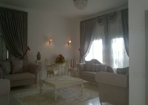 للبيع منزل كبير 3000 م.م في  سيدي ثابت