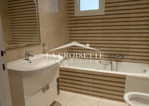 s4 à La Soukra ZAL1865