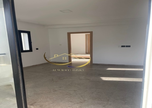 A vendre un appartement S+1 à Laouina