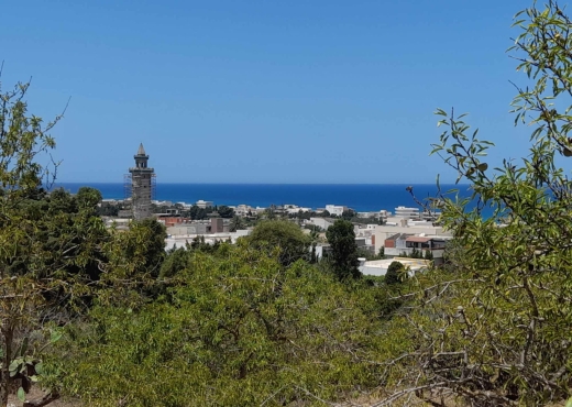 Terrain à  raf raf  de 2400 m².