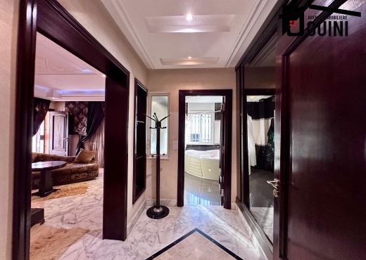 Villa De Prestige 550 M² Au Bardo
