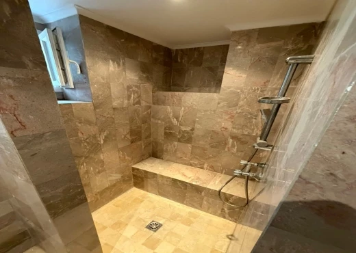rez de chaussée À Louer à ARIANA - 📍 MANAR 1 : REZ-DE-CHAUSSÉE DE VILLA S+4 À LOUER - Immobiliere.tn - Photo 3