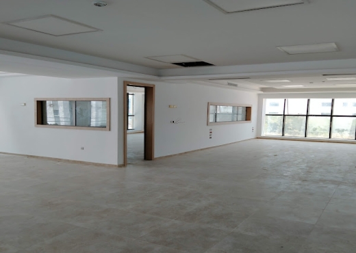 Open space 1200 m² au lac 3 kram