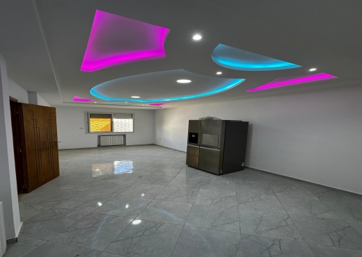 À vendre  Villa sur deux niveaux