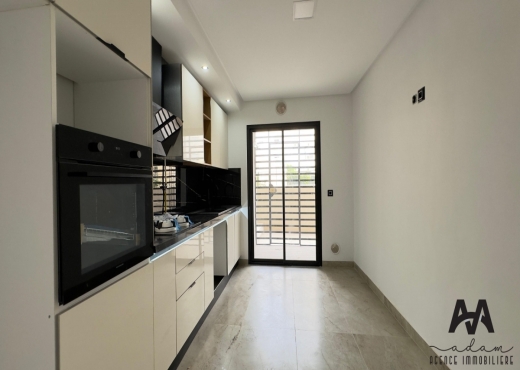 Appartement S+3 – 150 m² en RDC –