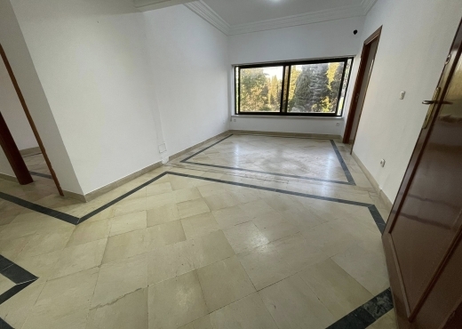 A louer Bureau H+2 à Kheireddine Pacha