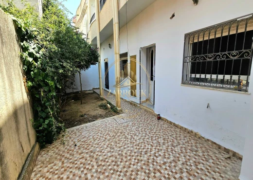 villa À Vendre à BIZERTE - villa à deux  niveaux  et sous-sol - Immobiliere.tn - Photo 5